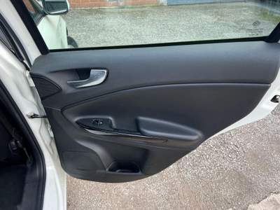 Alfa Romeo Giulietta - Giulietta - 1.6 JTDm-2 105 CV Business Bianco usata Prato