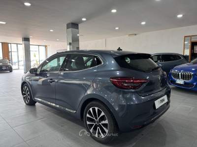 Renault Clio 1.6 E-Tech hybrid Intens 140cv auto Grigio usata Pozzuoli