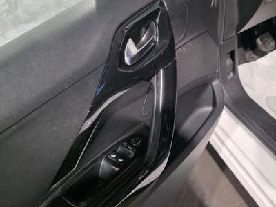 Peugeot 208 1.2 BENZINA EURO 6 Bianco usata Cornaredo