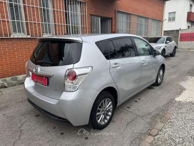 Toyota Verso 1.6 Style 132cv 7posti mt E6 Grigio usata Cernusco sul Naviglio