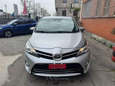 Toyota Verso 1.6 Style 132cv 7posti mt E6 Grigio usata Cernusco sul Naviglio