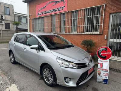 Toyota Verso 1.6 Style 132cv 7posti mt E6 Grigio usata Cernusco sul Naviglio