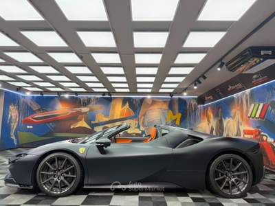 Ferrari SF90 Spyder (234) Nero usata Calenzano