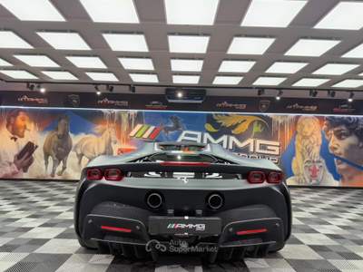 Ferrari SF90 Spyder (234) Nero usata Calenzano