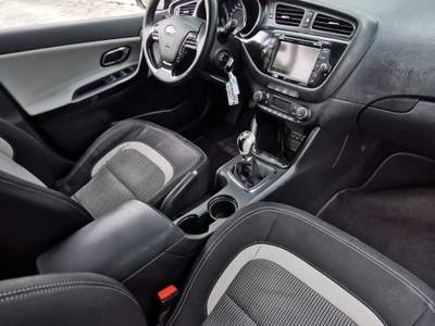 Kia Ceed Sportswagon cee'd 1.6 CRDi 128 CV SW Stop&Go high tech Nero usata Barletta