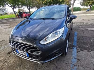 Ford Fiesta 5p. Bz.- GPL Titanium - 2017 Grigio usata Barletta