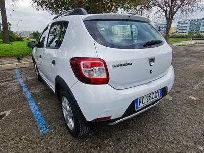 Dacia Sandero TurboGPL 90CV Ambiance 2016 Bianco usata Barletta