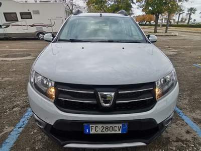 Dacia Sandero TurboGPL 90CV Ambiance 2016 Bianco usata Barletta