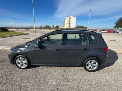 Volkswagen Golf Sportsvan Variant 1.6 TDI 90 CV BlueMotion 2016 Grigio usata Barletta