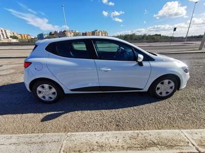 Renault Clio 5P. Energy Life 2018 Bianco usata Barletta