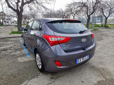 Hyundai i30 5p. Comfort - 2015 Grigio usata Barletta