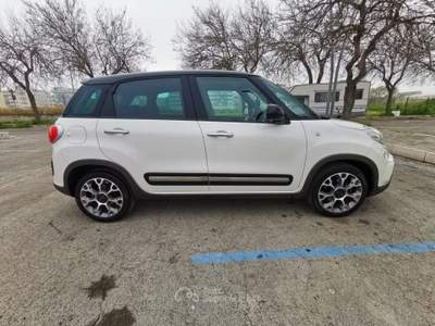 Fiat 500L 1.3 MJ 95CV Dualogic Lounge 2016 Bianco usata Barletta