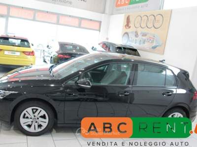 Volkswagen Golf Golf 1.0 eTSI EVO DSG Life Nero usata Cernusco sul Naviglio