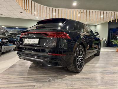 Audi Q8 50 TDI 286cv quattro tiptronic Sport Blu/Azzurro usata Foligno