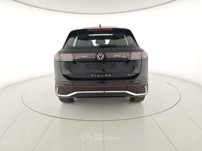 Volkswagen Tiguan 2.0 TDI 193 CV DSG 4MOTION R-Line Plus Nero usata Capua