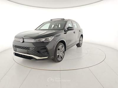 Volkswagen Tiguan 2.0 TDI 193 CV DSG 4MOTION R-Line Plus +TETTO APRIBILE Nero usata Capua