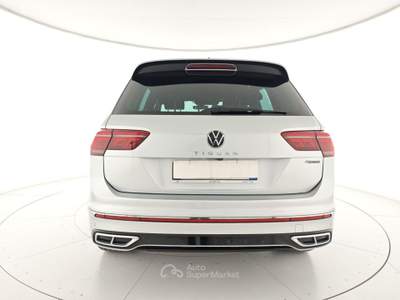 Volkswagen Tiguan 2.0 TDI 200 CV SCR DSG 4MOTION R-Line Argento usata Capua