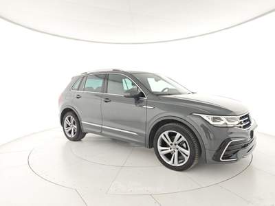 Volkswagen Tiguan 2.0 TDI 150 CV SCR DSG R-Line Grigio usata Capua