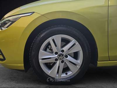 Volkswagen Golf 1.0 tsi Life 110cv PREZZO REALE Giallo usata Valenza