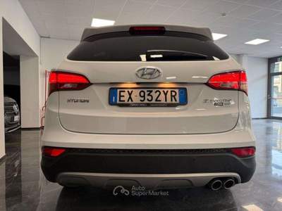 Hyundai Santa Fe 2.2 CRDi 4WD A/T Style / PACCHETTO INVERNALE Bianco usata Villa Carcina