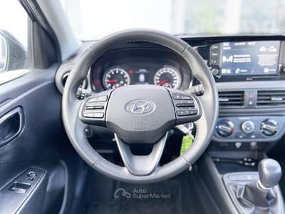 Hyundai i10 1.0 Benzina 67CV E6 Neo - 2021 Nero usata Roma