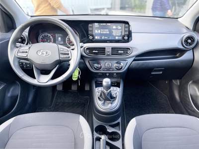 Hyundai i10 1.0 Benzina 67CV E6 Neo - 2021 Nero usata Roma