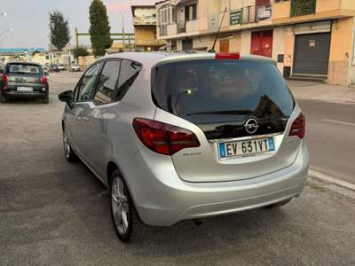 Opel Meriva Start&Stop Cosmo Argento usata Sant'Antimo