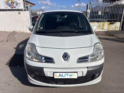 Renault Modus CAMBIO AUTOMATICO Bianco usata Santa Maria la Carità