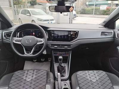 Volkswagen Taigo 1.0 tsi R-Line 115cv -Tetto-Climatronic- Grigio usata Francavilla al Mare
