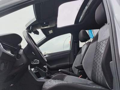 Volkswagen Taigo 1.0 tsi R-Line 115cv -Tetto-Climatronic- Grigio usata Francavilla al Mare
