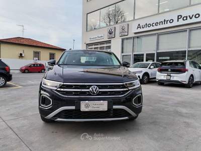 Volkswagen T-Roc 1.0 tsi Style 115cv -IQ Light-IQ Drive-Tech Pack- Nero usata Francavilla al Mare