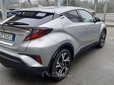 Toyota C-HR 1.8 hybrid e-cvt OFFERTA PROMO Argento usata Padova
