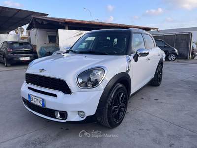 MINI Cooper LEGGI NOTE Bianco usata Anzio
