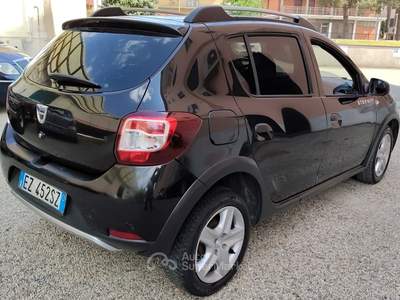 Dacia Sandero 1.5 dCi 66kw Stepway Prestige Nero usata SAN MARTINO SICCOMARIO