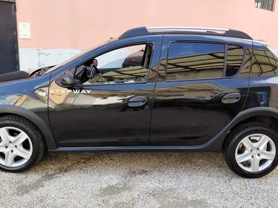 Dacia Sandero 1.5 dCi 66kw Stepway Prestige Nero usata SAN MARTINO SICCOMARIO