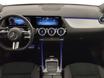 Mercedes-Benz GLA Gla 200 d automatic Bianco usata Cuneo
