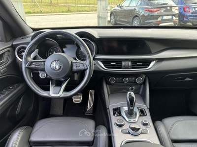 Alfa Romeo Stelvio *PROMO* 2.2 Turbodiesel 210 CV AT8 Q4 Veloce Nero usata Borgo San Lorenzo
