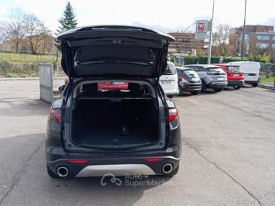 Alfa Romeo Stelvio *PROMO* 2.2 Turbodiesel 190 CV AT8 Q4 Business Nero usata Borgo San Lorenzo