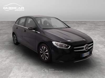 Mercedes-Benz Classe B 180 D Sport 8G-DCT Nero usata Lucca