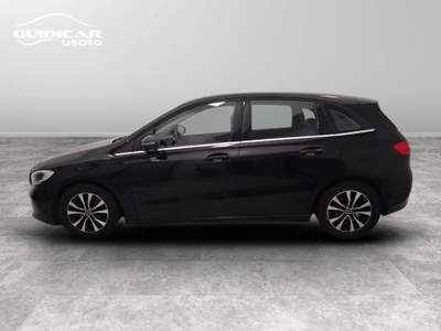 Mercedes-Benz Classe B 180 D Sport 8G-DCT Nero usata Lucca