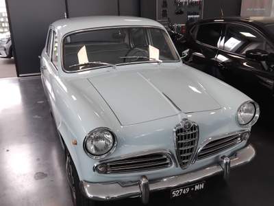 Alfa Romeo Giulietta BERLINA Blu/Azzurro usata Bregnano