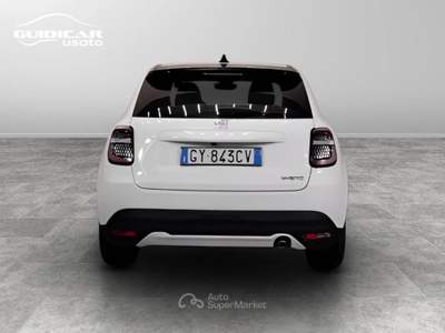 Fiat 600 1.2 Hybrid La Prima II eDCT Bianco usata Lucca