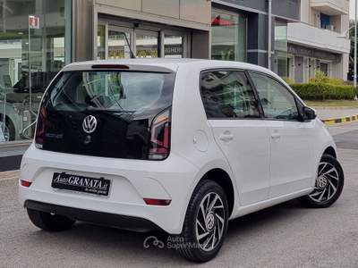 Volkswagen up! 1.0 eco High 68cv Benz/Metano 5p. Bianco usata Trentola Ducenta