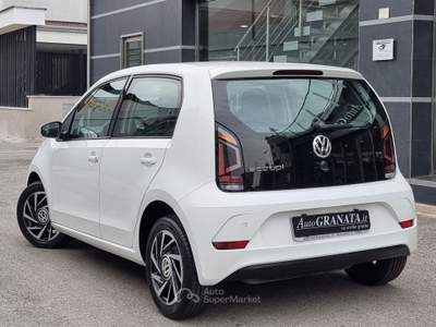Volkswagen up! 1.0 eco High 68cv Benz/Metano 5p. Bianco usata Trentola Ducenta