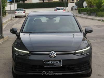 Volkswagen Golf 1.0 Tsi Life 110cv Led+Pack Luci Grigio usata Trentola Ducenta