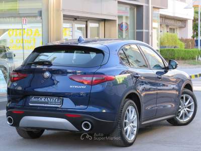 Alfa Romeo Stelvio 2.2 M.jet Super Q4 190CV AT8 NAVI/UNIPRO Blu/Azzurro usata Trentola Ducenta