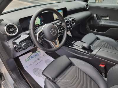 Mercedes-Benz Classe A d Business Extra 116cv AUTO. Navi/Led/Retroc. Grigio usata Trentola Ducenta