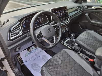 Volkswagen T-Roc 1.0 Tsi R-line 110cv Grigio usata Trentola Ducenta