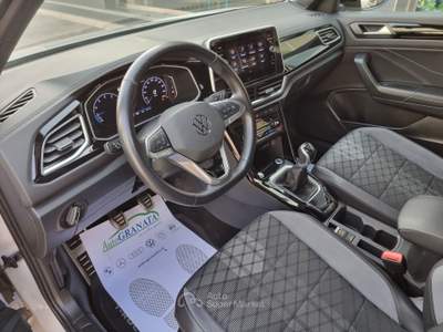 Volkswagen T-Roc 1.0 Tsi R-line 116cv Grigio usata Trentola Ducenta