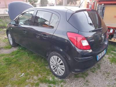 Opel Corsa PROBLEMI MOTORE Nero usata Lagosanto